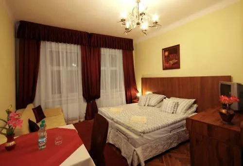 Bed and breakfast Aparthotel Astor Cracovia