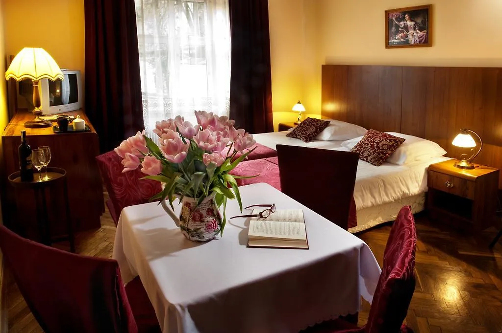 *** Bed and breakfast Aparthotel Astor Cracovia Polonia